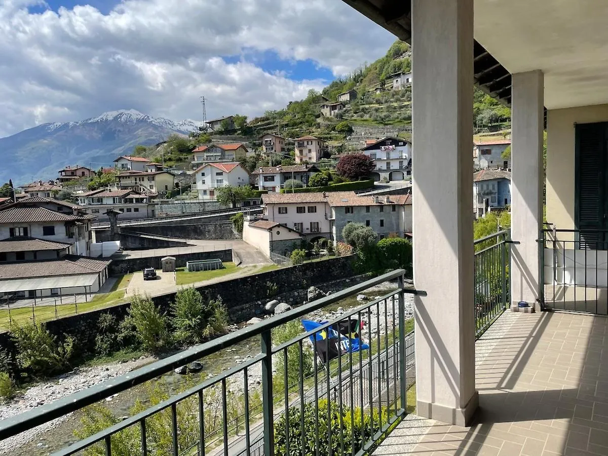 River House Domaso 0*,  Italy